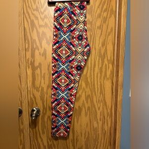 LuLaRoe leggings. Multicolor. Size “Tall & Curvy”